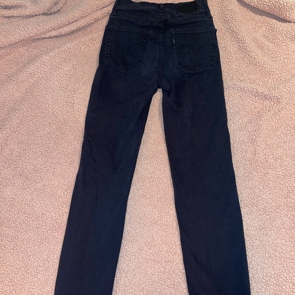 Levi’s - Picture 7 of 13